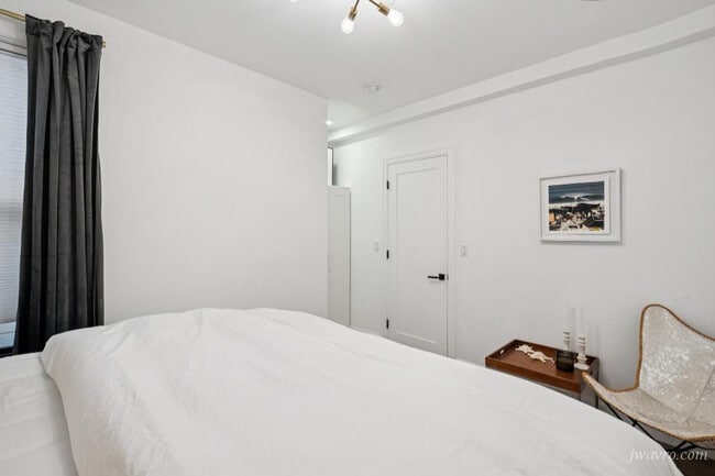 Building Photo - 919 Vallejo St