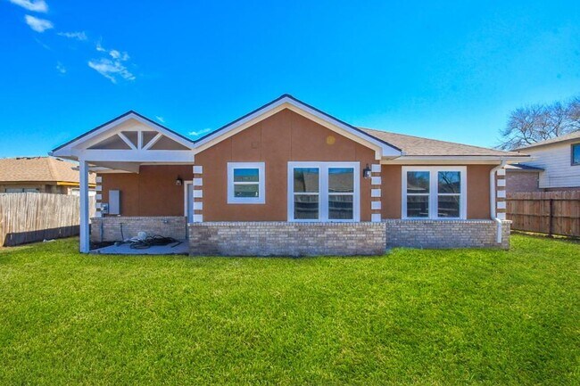Building Photo - 10322 Rancho Bernardo Ln