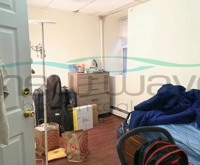 Building Photo - 210 Hemenway St