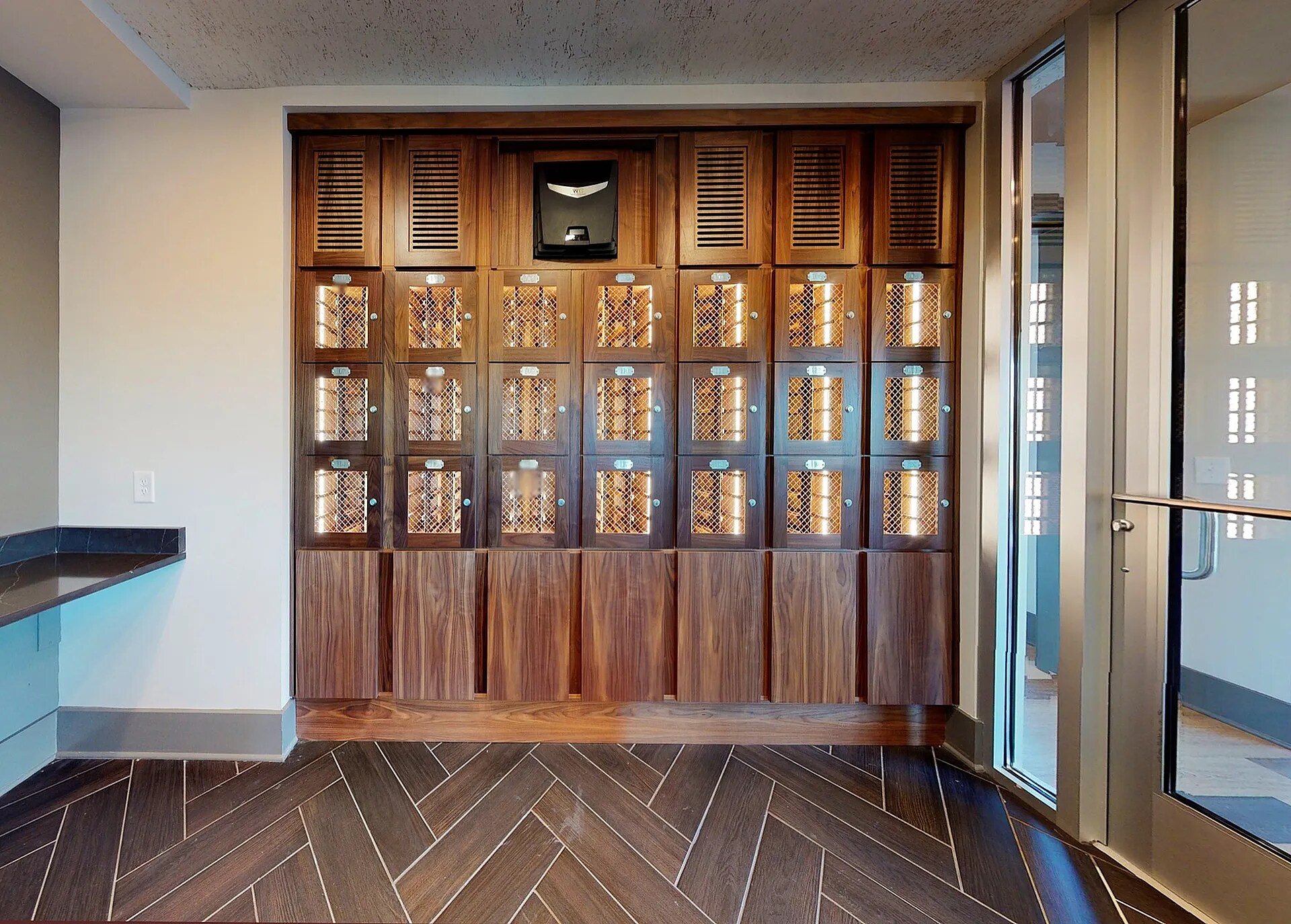 Building Photo - 2550 Blackmon Dr