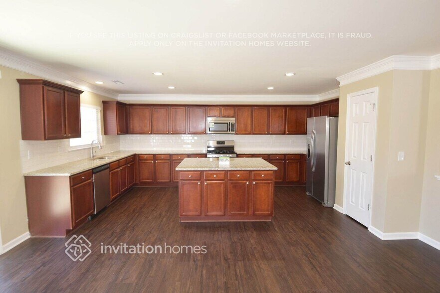 Building Photo - 2936 Roundleaf Ct