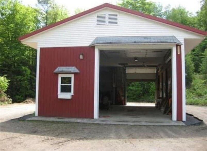 Building Photo - 178 Dickinson Hill Rd