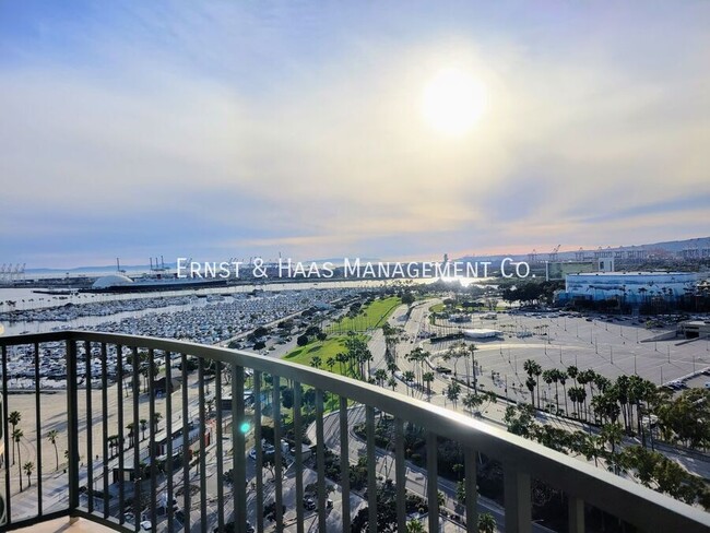 Building Photo - 850 E Ocean Blvd