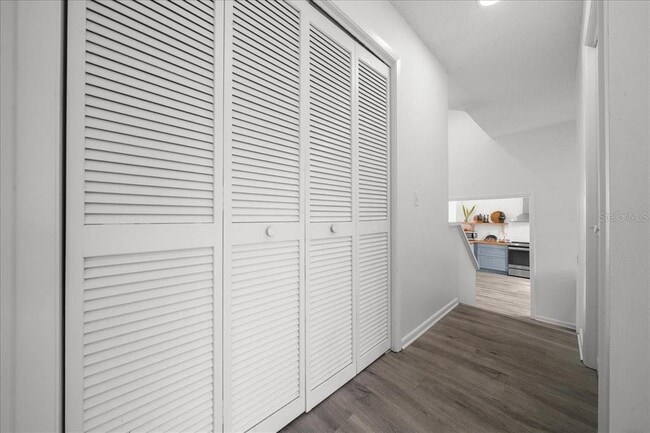 Building Photo - 2925 N Rivers Edge Blvd