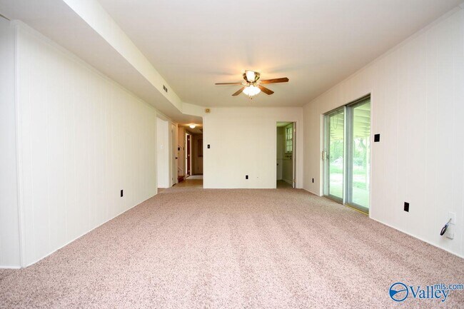 Building Photo - 3716 NW Jamestown Dr