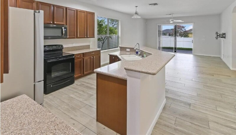 Building Photo - 714 Bellshire Way