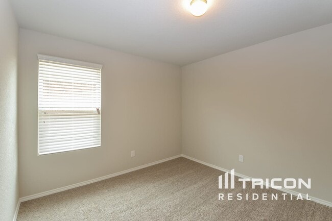 Building Photo - 7422 Summer Blossom Ct