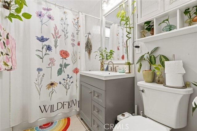 Building Photo - 274 W Laurel Ave