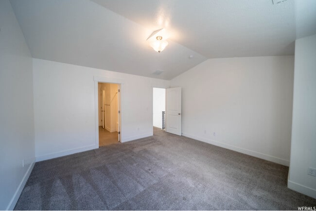 Building Photo - 283 W 660 N