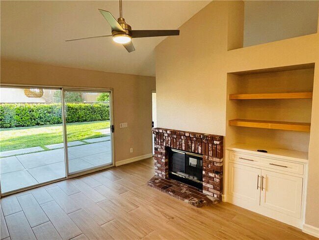 Building Photo - 28937 Biarritz Ct