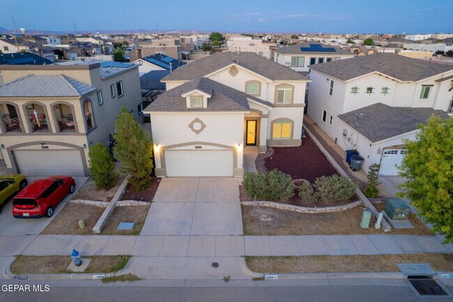 Building Photo - 3204 Merry Mdw