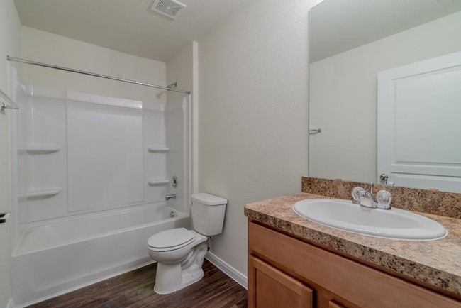 Building Photo - 810 Coffee Mill Creek Ln