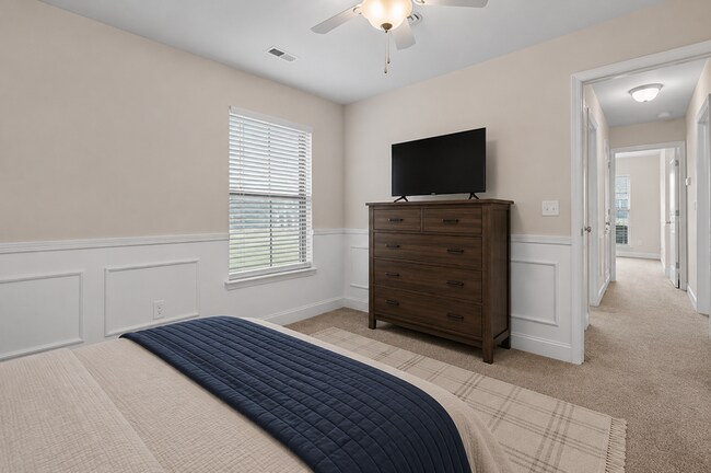 Building Photo - 6907 Breyerton Way SE
