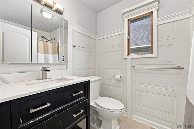 Building Photo - 304 W Delavan Ave