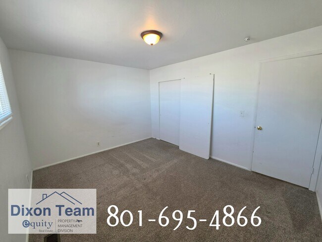 Building Photo - 2868 S 625 W