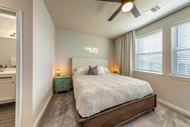 Building Photo - 7812 Moody Bend