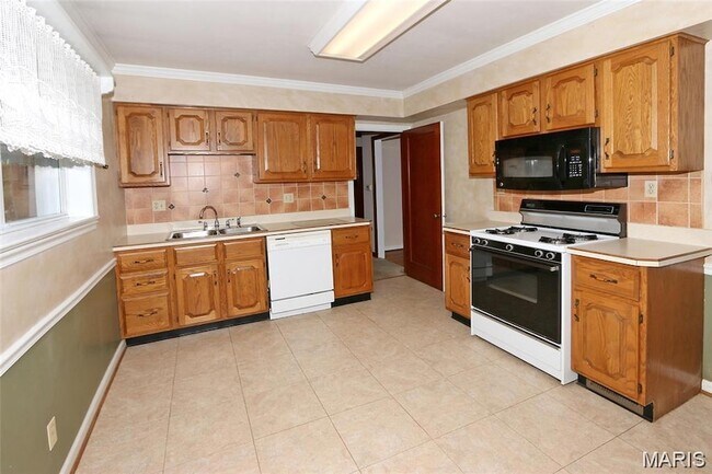 Building Photo - 10501 St Michael Ln
