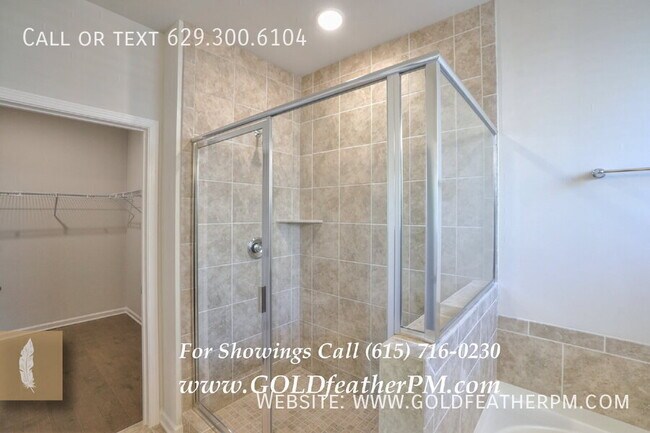 Building Photo - 8019 Forest Hills Dr