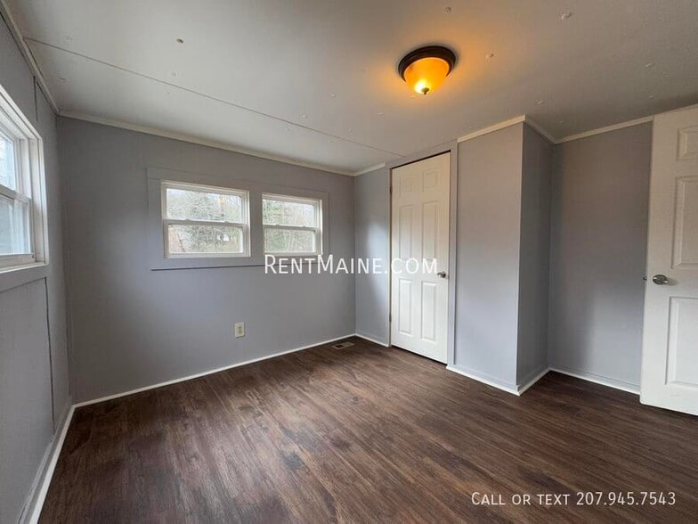 Building Photo - 30 Park Dr