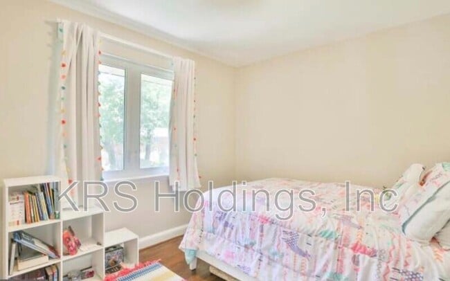 Building Photo - 7110 Murray Ln