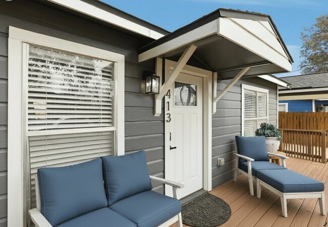 Building Photo - 413 W Wright Blvd