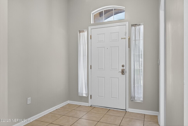 Building Photo - 2821 Cross Creek Dr