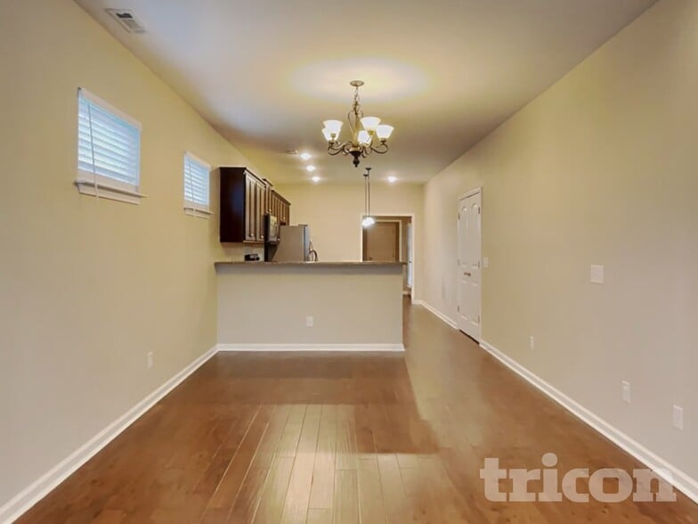 Building Photo - 1080 Paddock Park Cir