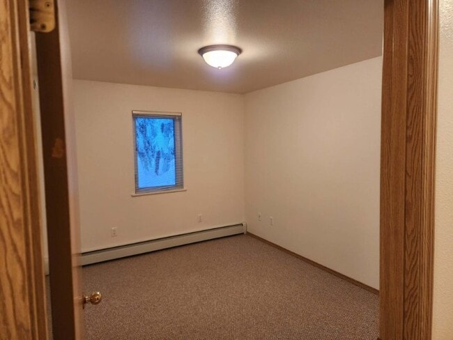 Building Photo - 803 Turner Dr