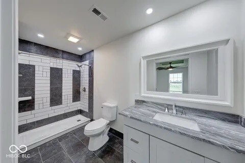 Building Photo - 32 Downing Dr
