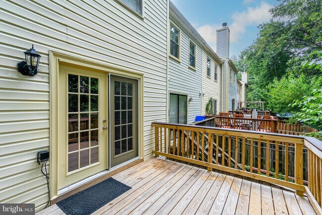 Building Photo - 3700 Roxbury Ln
