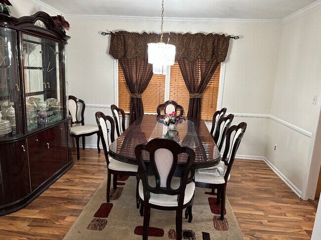 Dining Room - 48 Augustine Pl