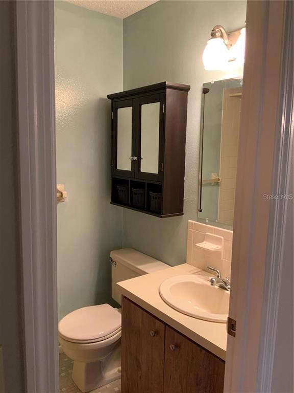 Building Photo - 2067 Red Cedar Ln