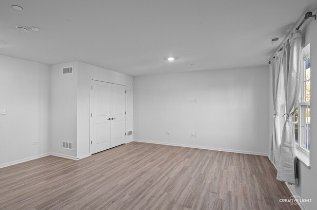 Building Photo - 2906 Reflection Dr