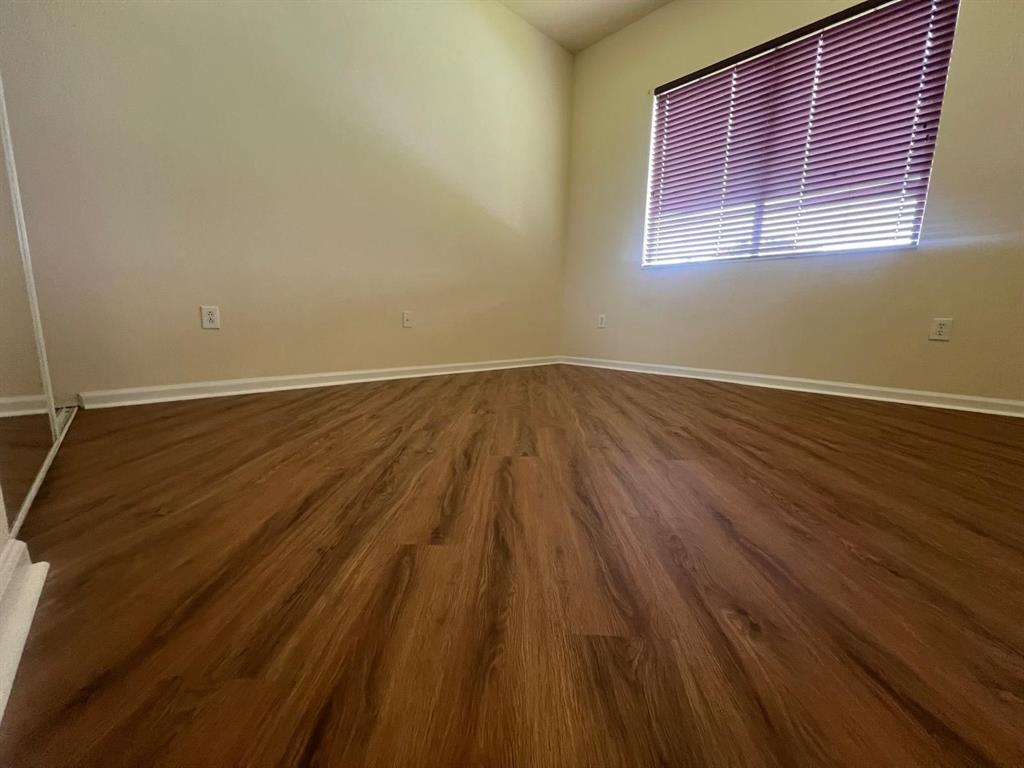 Building Photo - 3500 Oaks Clubhouse Dr