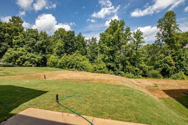 Building Photo - BEAUTIFUL 4 bedroom Single Family Home for...