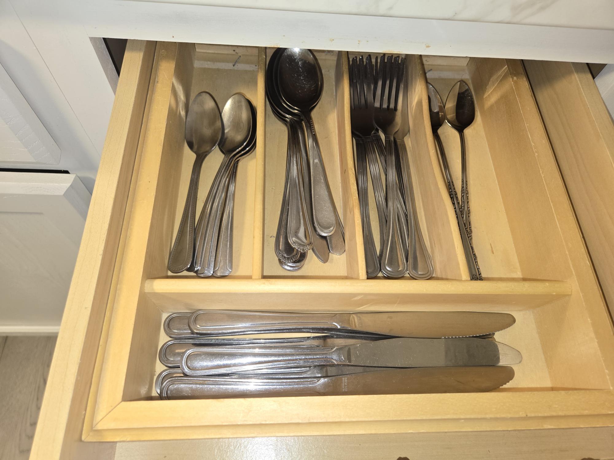 Building Photo - 1213 5th St