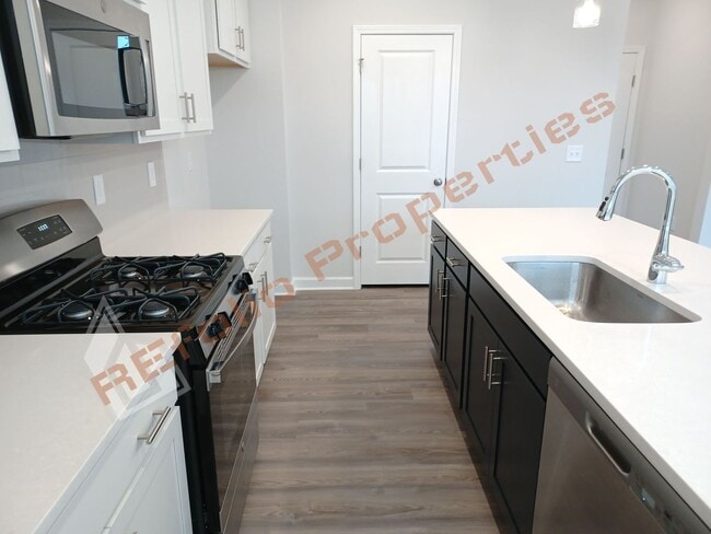 Building Photo - 98 Alder Creek Ct