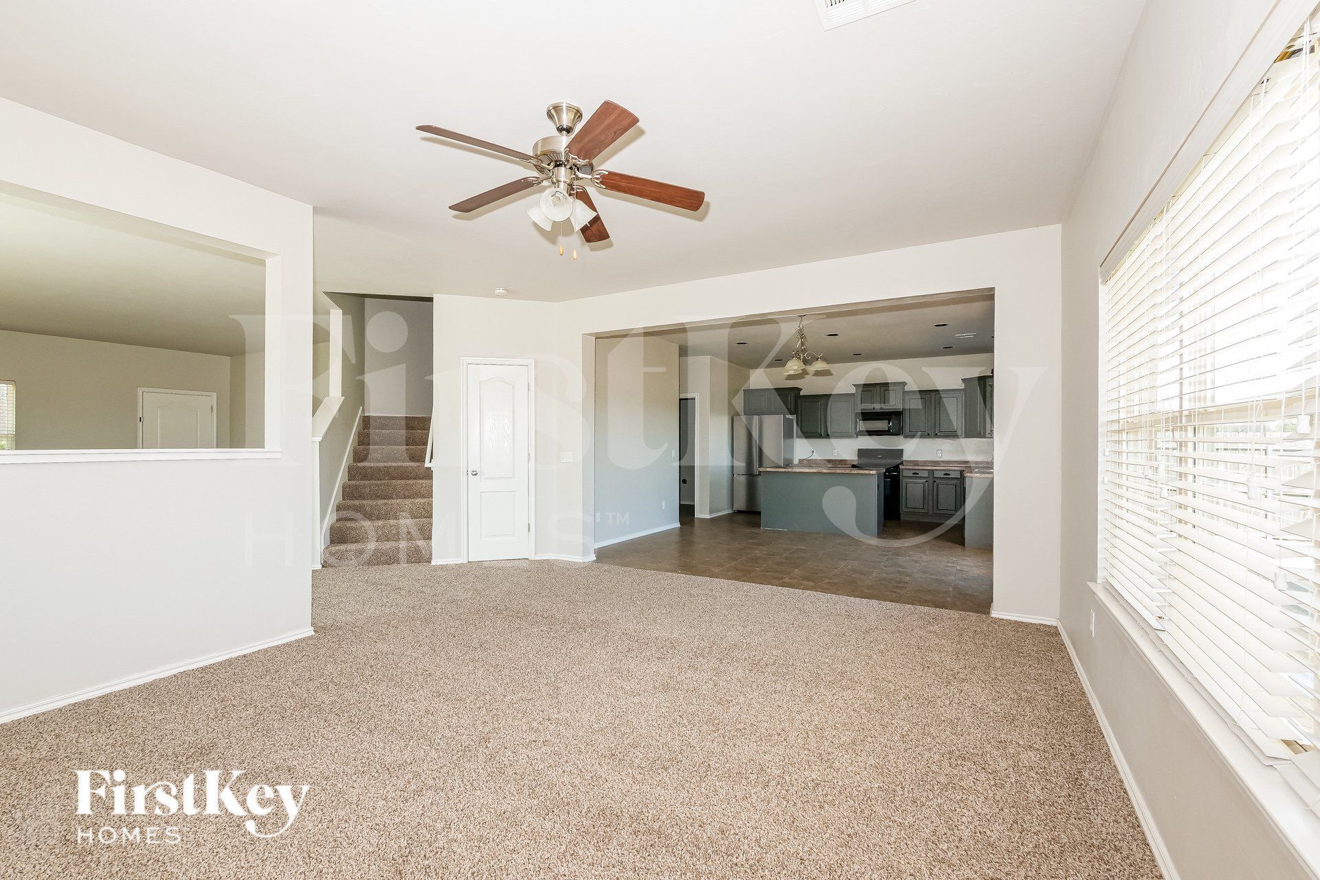 Building Photo - 1912 Dena Dr