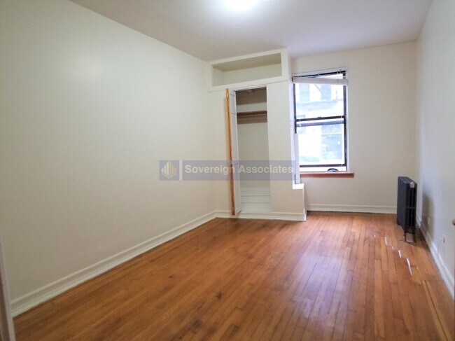 Building Photo - 86 Haven Ave