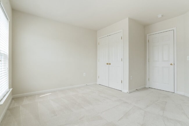 Building Photo - 9800 Traver St
