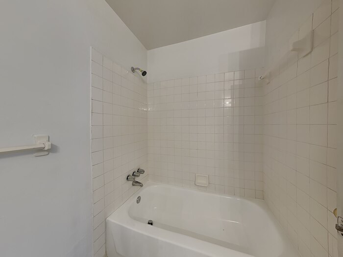 Building Photo - 2779 Frazier St