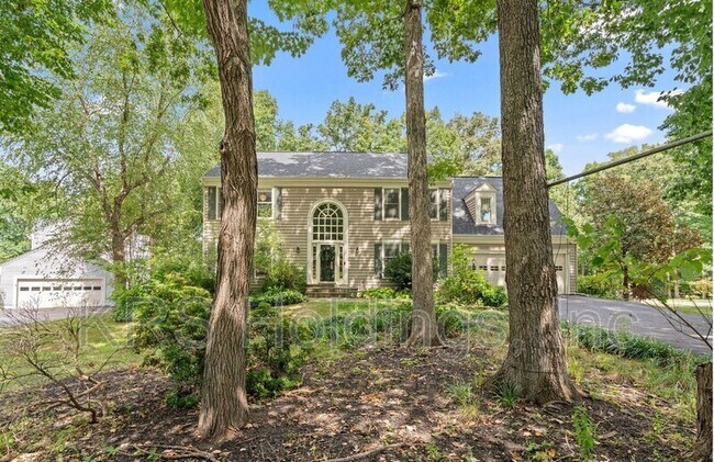 Building Photo - 4500 Marquis Pl