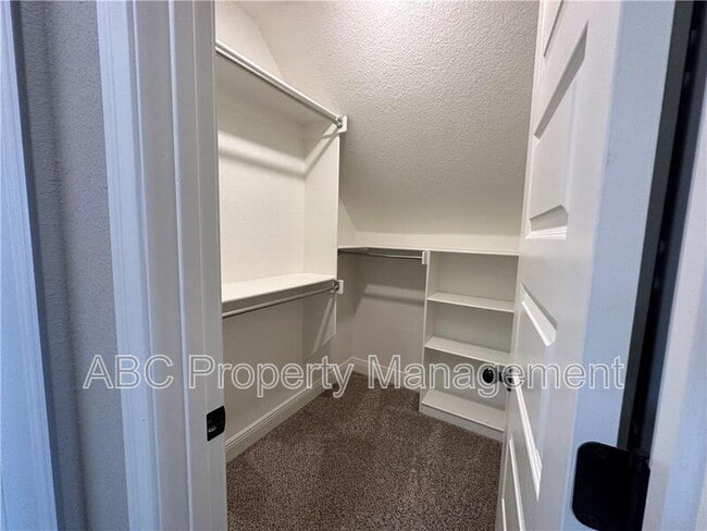 Building Photo - 3819 W Maclura Way