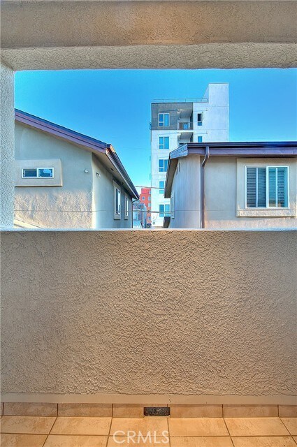 Building Photo - 3105 Walton Ave