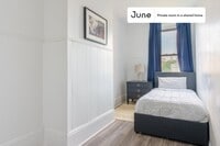 Building Photo - Room in Shared 4 bed/1 bath home