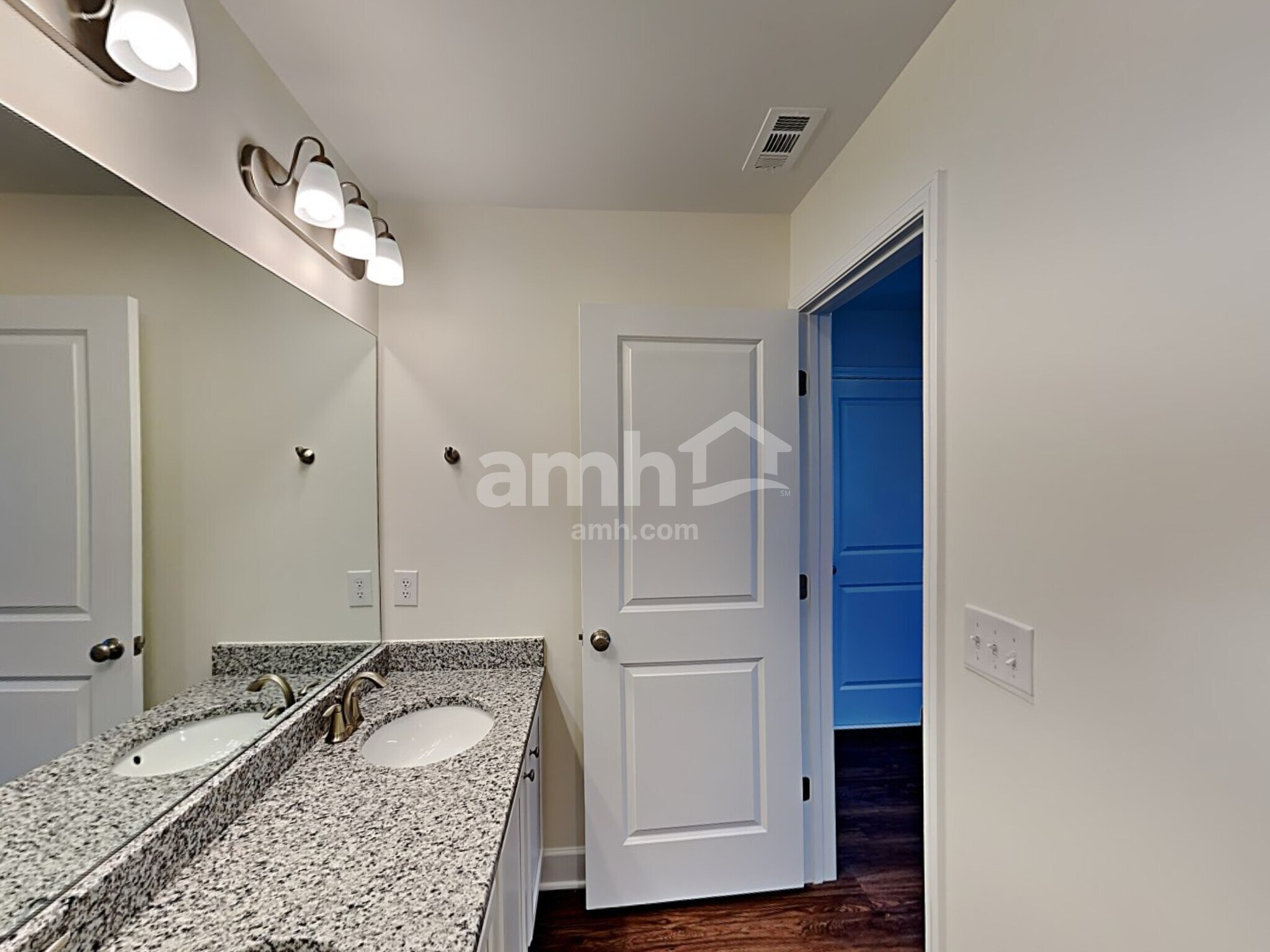 Building Photo - 4724 Chutney Dr