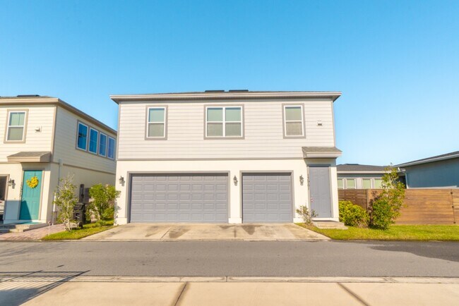 Building Photo - Dog-Friendly Laureate Park Home | 3 Bedrooms + Office Near Trails