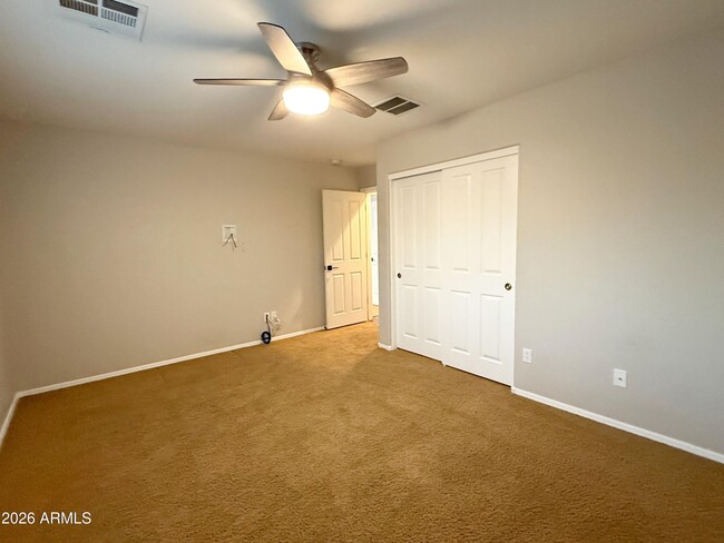 Building Photo - 11225 E Sylvan Ave