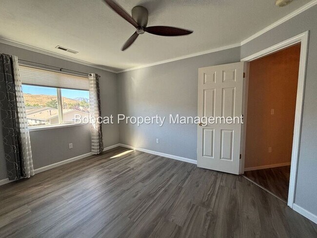 Building Photo - 3062 Doubletree Ln