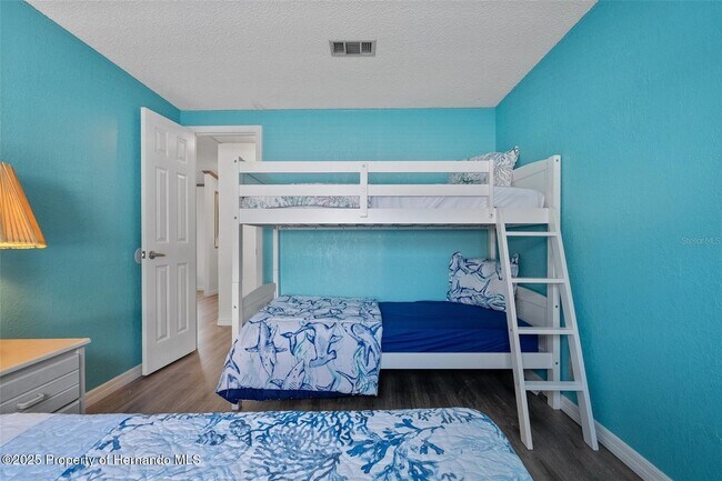 Building Photo - 6901 Richard Dr